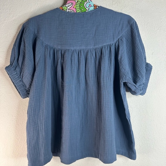 Rolee short puff sleeves button-down front top size XXS - Picture 2 of 4